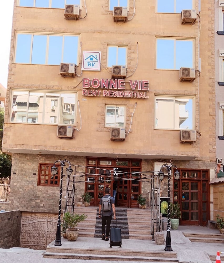 Bonne Vie Hotel