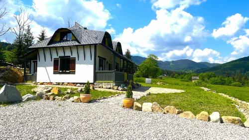 Baladă de Rarău in Campulung Moldovenesc, Romania