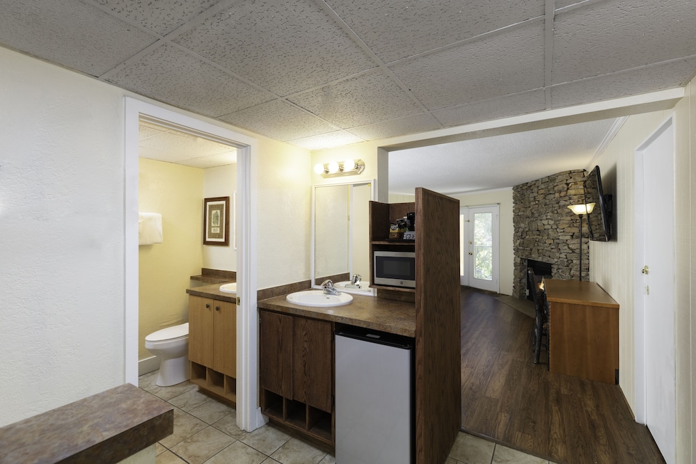 River Terrace Resort & Convention Center - photo 27