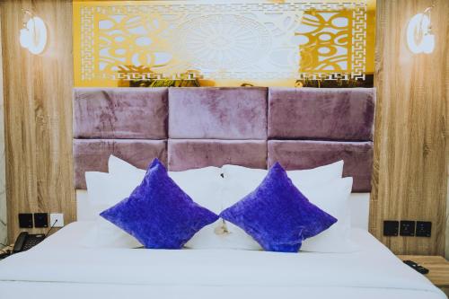 Triple J Universal Hotel and Suites — Asaba — photo 3