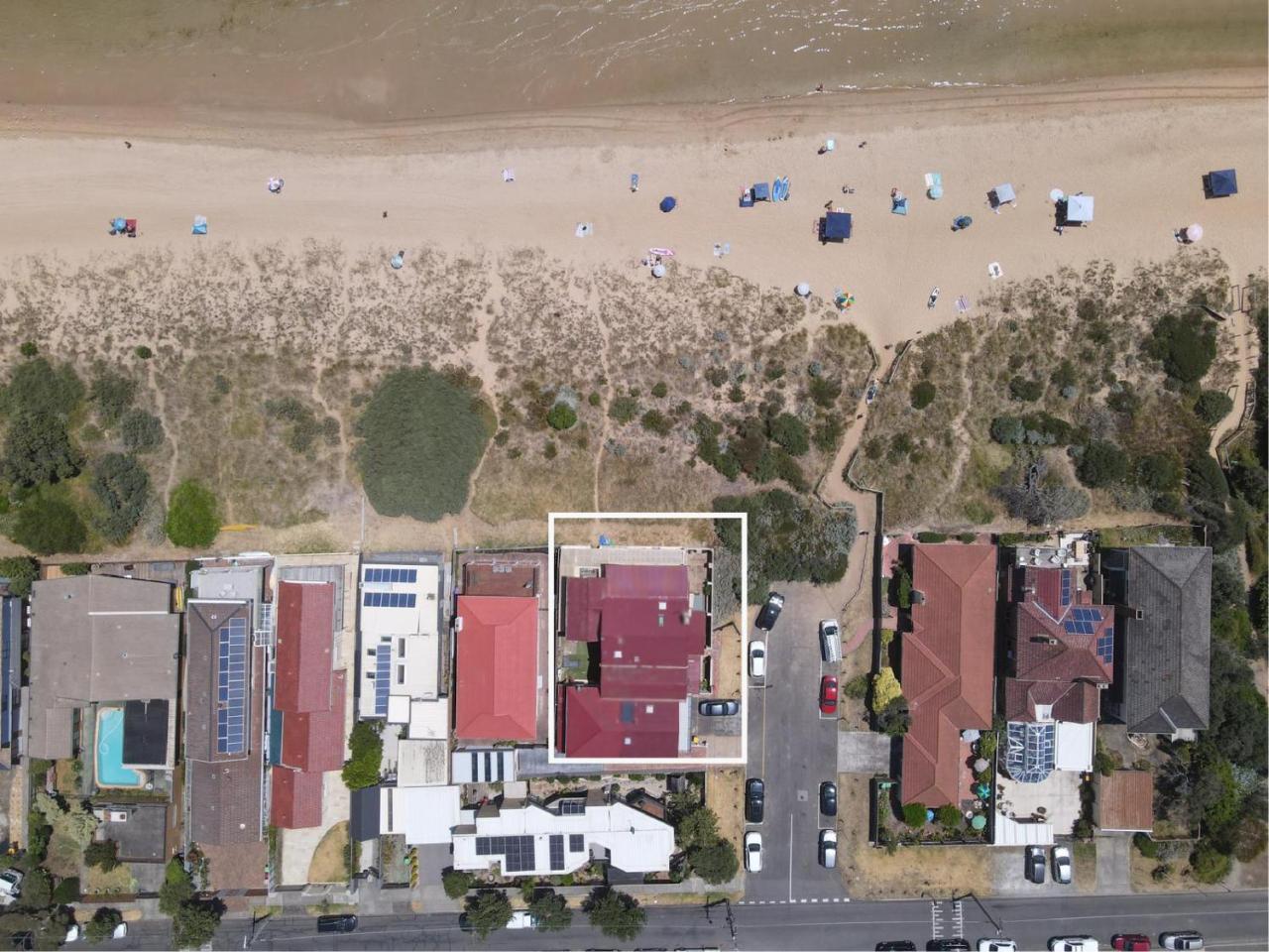 Sandy Shores Estate Long Island in Frankston, Australia