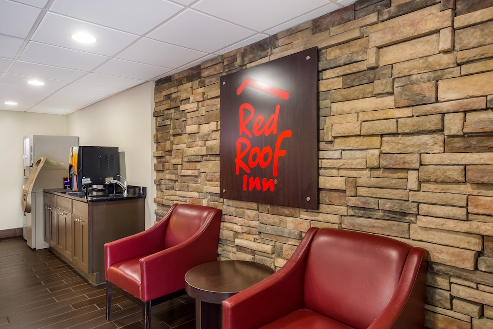 Red Roof Inn Allentown South - photo 5
