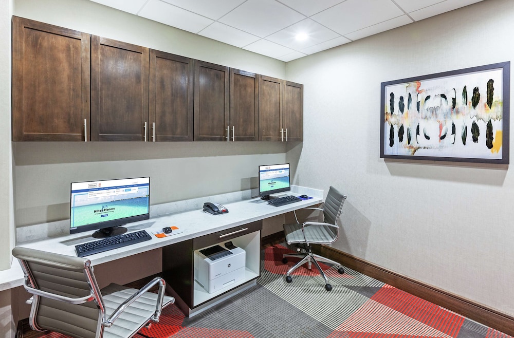 Hampton Inn Gardner Conference Center - photo 31