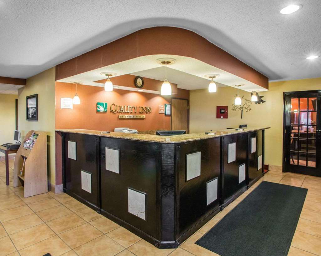 Quality Inn Central Wisconsin Airport - photo 4