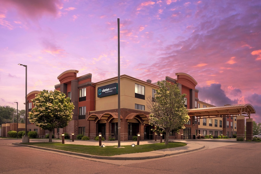 Clarion Pointe Sioux Falls Airport - photo 13