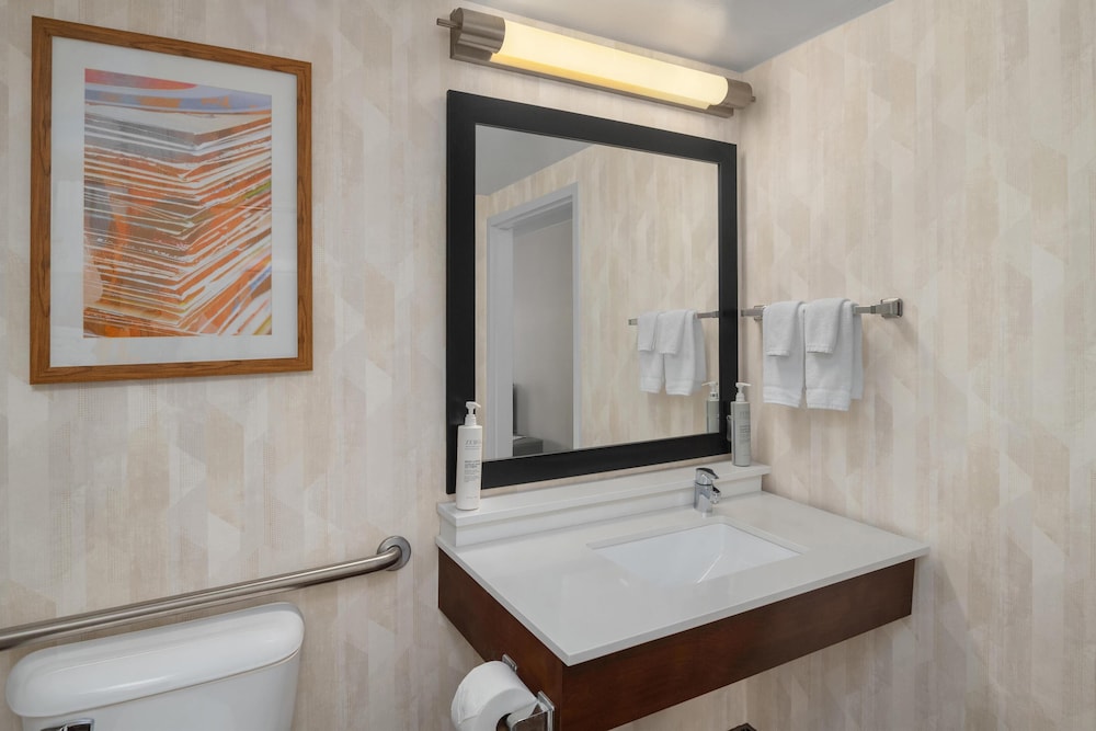 Hampton Inn Memphis Southaven - photo 16