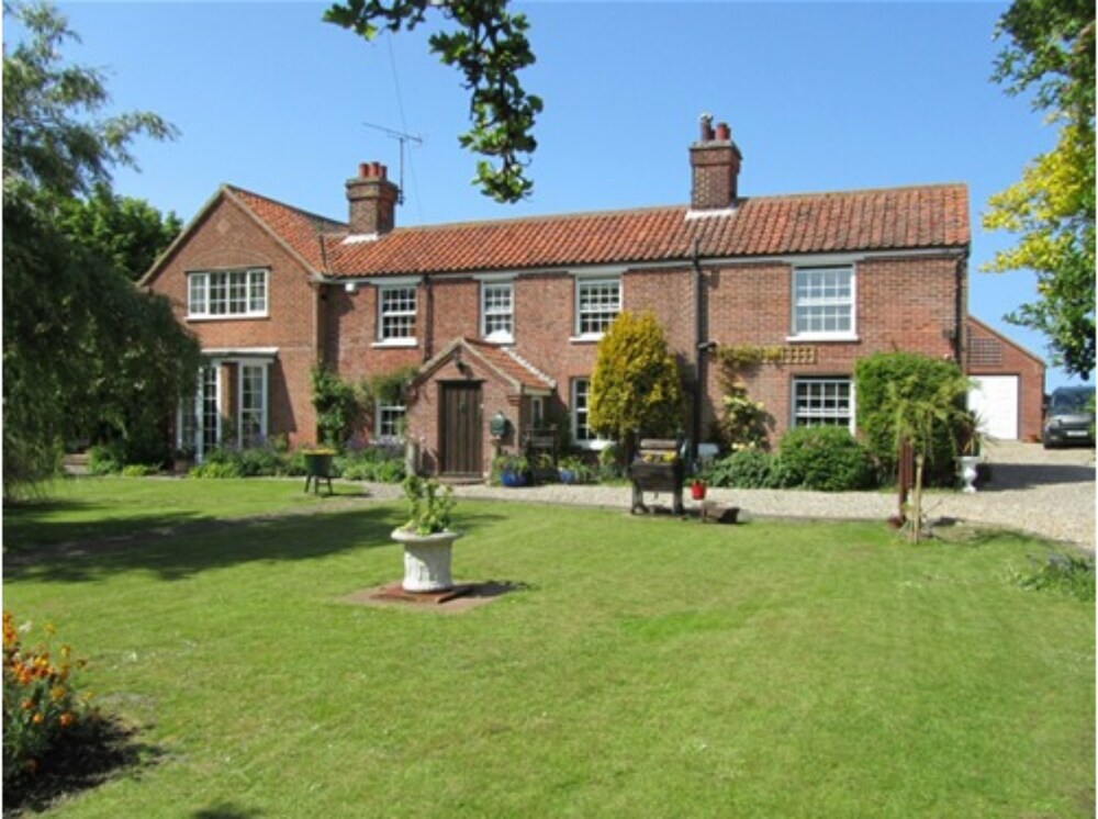 May Cottage B&B — 4-Star Luxury Hotel in Norwich, United Kingdom