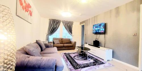 Sunderland Villa Luxuria House and Apartment Accommodation Free Double Private Parking — 4-Star Luxury Hotel in Sunderland, United Kingdom