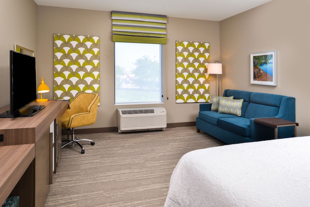 Hampton Inn Omaha Airport - photo 10