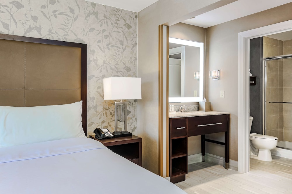 Homewood Suites Melville - photo 10