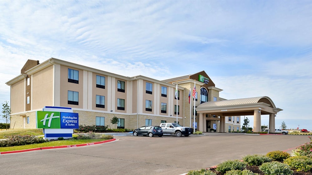 Holiday Inn Express Hotel & Suites Schulenburg an IHG Hotel - featured photo