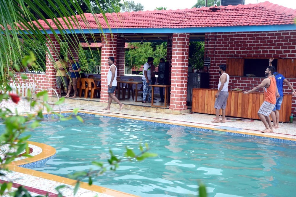 Aanandi Farm and Resort — 4-Star Luxury Hotel in Neral, India