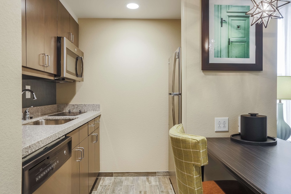 Homewood Suites by Hilton Charleston Historic District - photo 16
