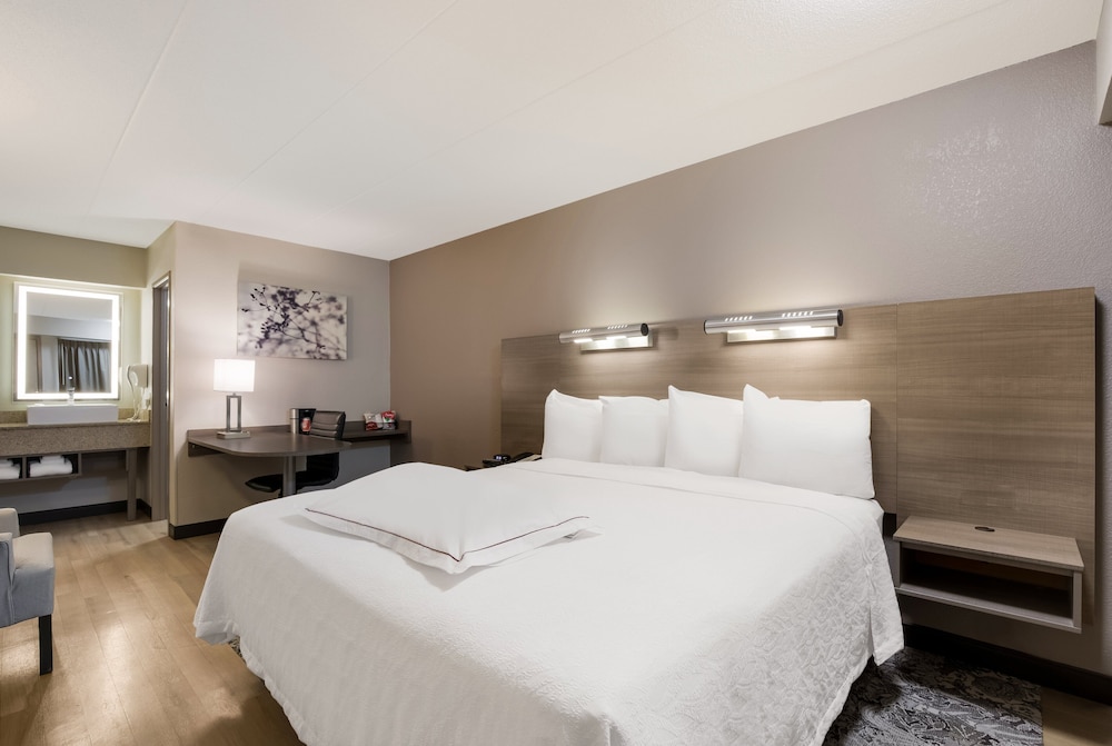 Red Roof Inn PLUS Chicago Naperville - photo 6