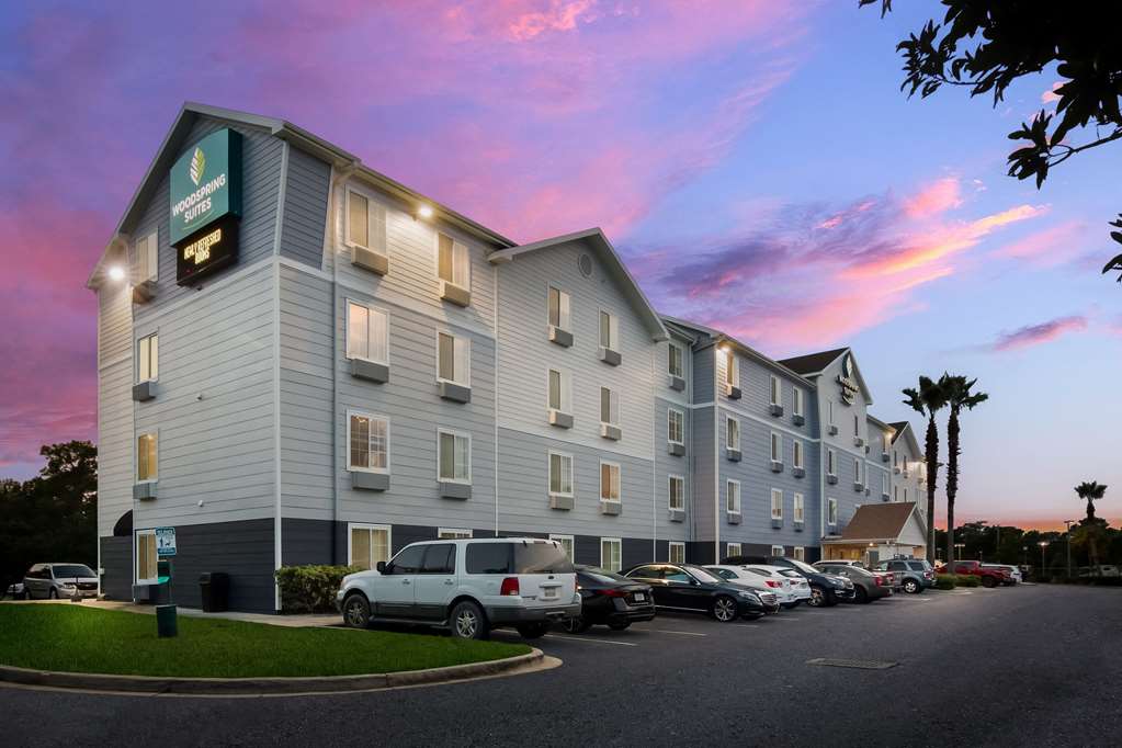 WoodSpring Suites Jacksonville East 295 Cruise Port - photo 24