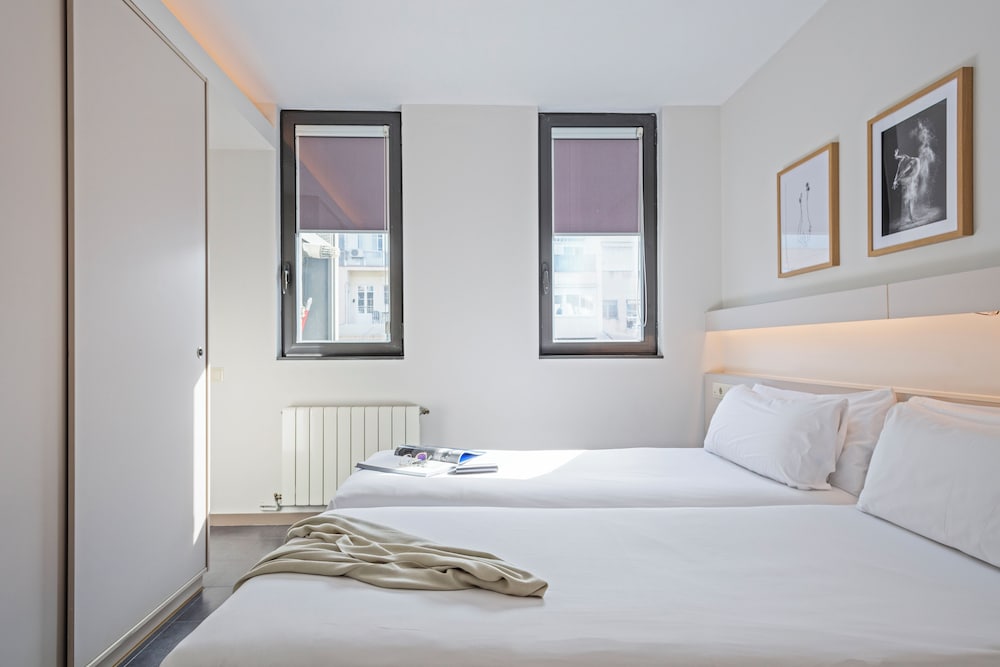 BCN Montjuïc Apartments — 4-Star Luxury Hotel in Barcelona, Spain