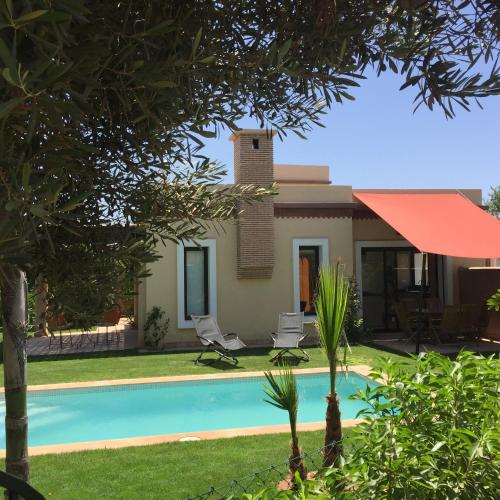 Villa Louisa Piscine chauffée sans vis à vis DYAR SHEMSI — 4-Star Luxury Hotel in Taroudant, Morocco