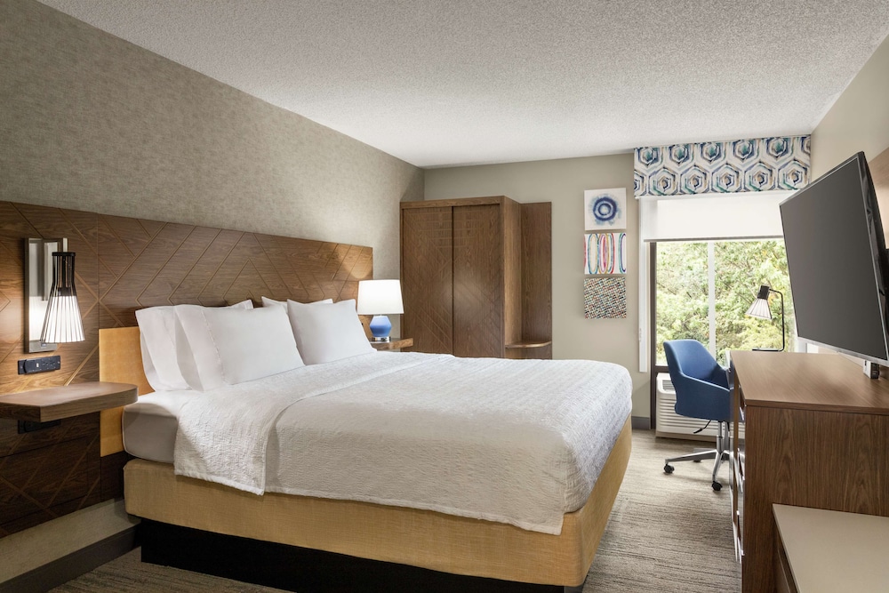 Hampton Inn Kansas City Airport - photo 8