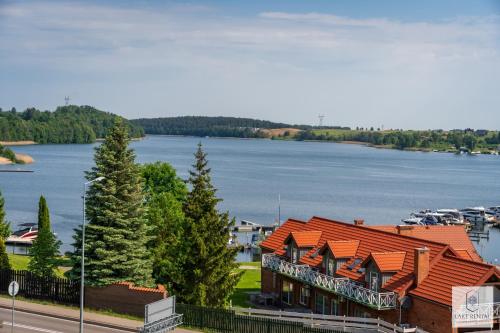 Lake Rental P R A T U M 45 — 4-Star Luxury Hotel in Mikolajki, Poland