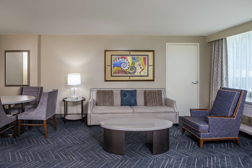 DoubleTree by Hilton Hotel Nashville Downtown - photo 33