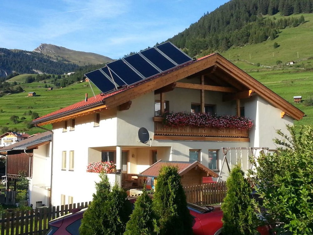 Ferienwohnung Abraham — 4-Star Luxury Hotel in Nauders, Austria