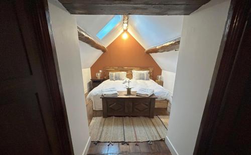 Domaine Chapelle pet-friendly hotel La Chapelle-La-Reine