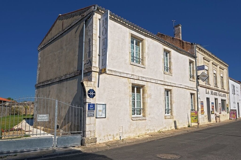 Hotel Bar Restaurant La Marie Galante — Saint Pierre D Oleron