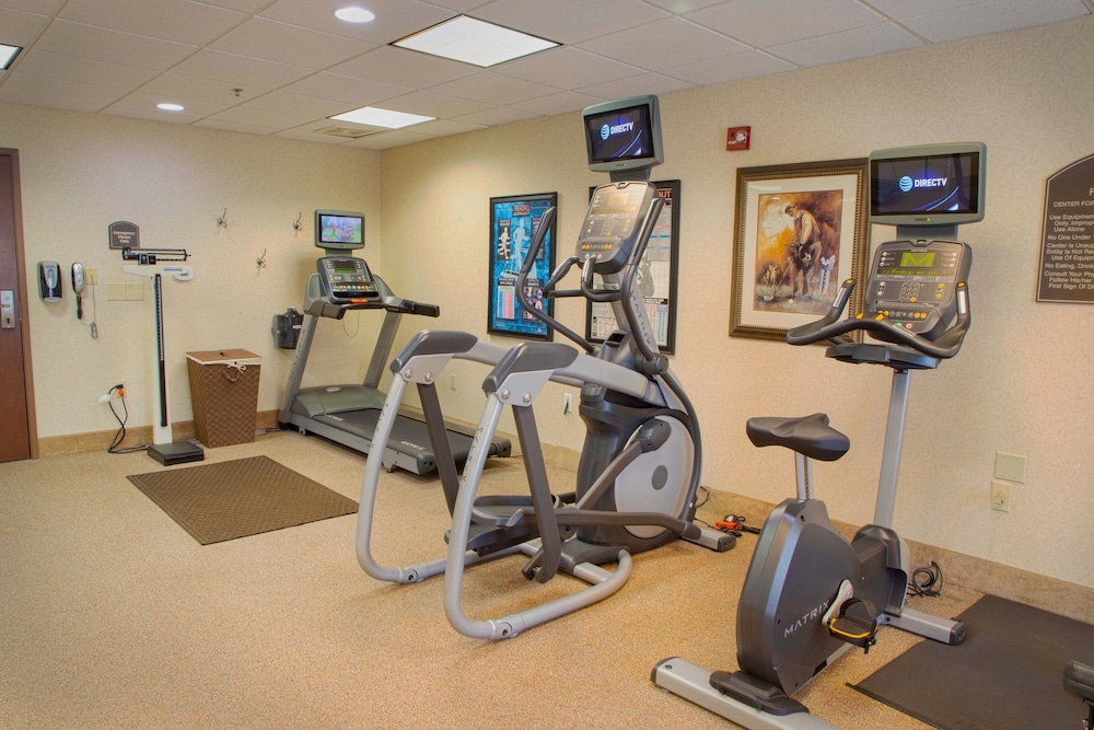 Holiday Inn Express & Suites Center by IHG - photo 40