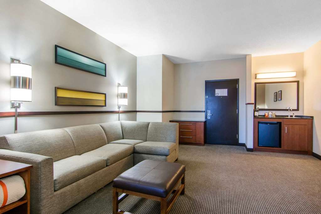AmericInn by Wyndham Stonecrest near Atlanta - photo 9