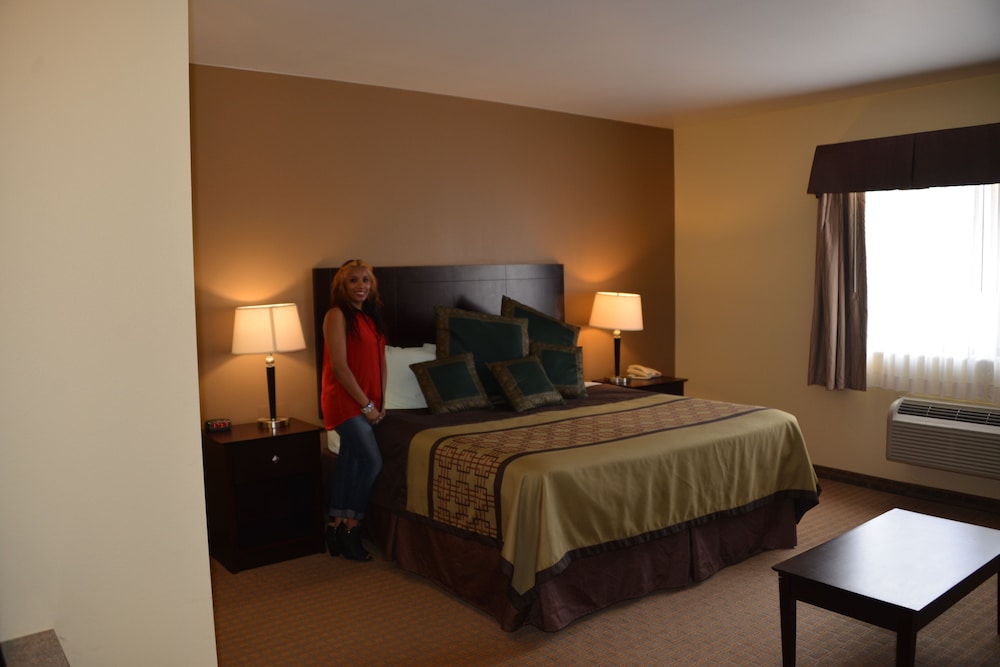 Irish Inn And Suites - photo 11