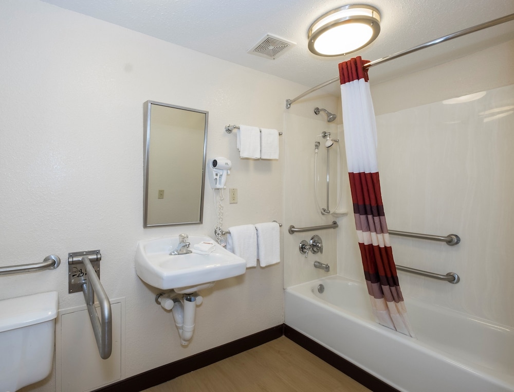 Red Roof Inn Milford New Haven - photo 39