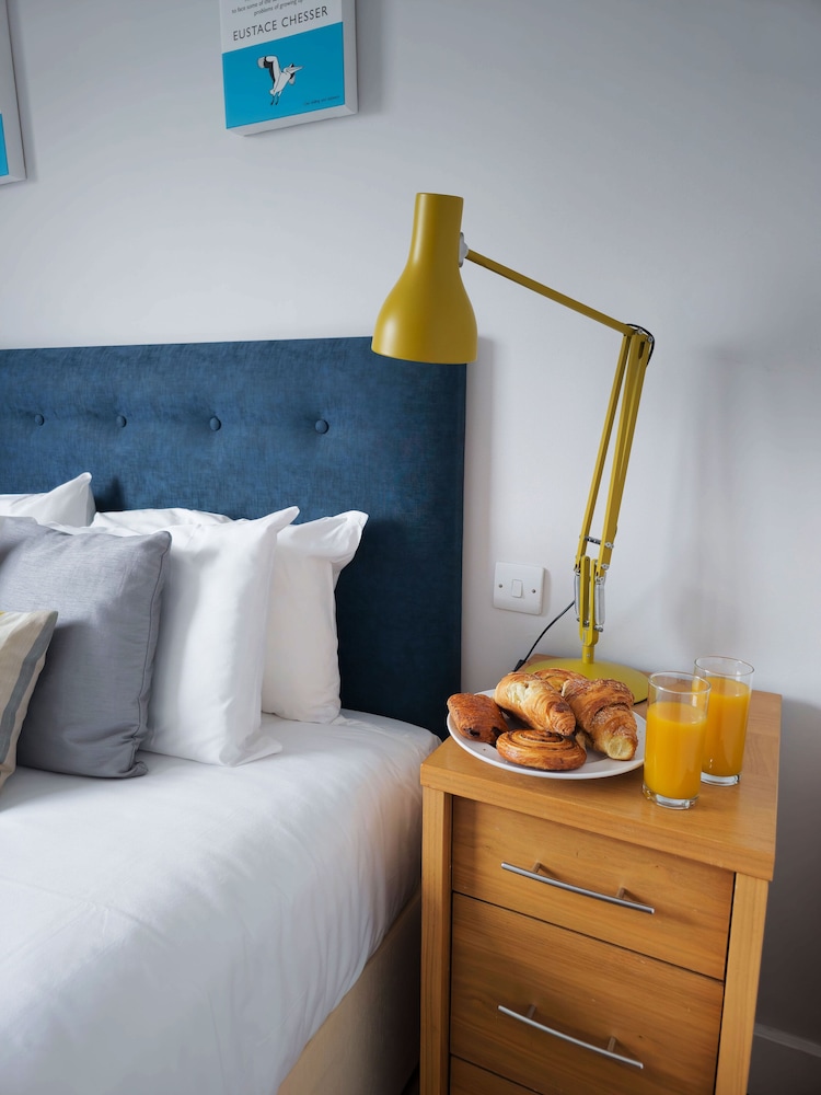 HQ Aparthotel Farnborough in Farnborough, United Kingdom