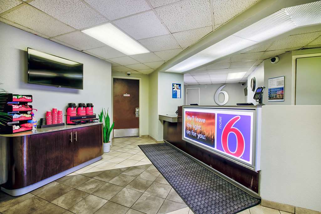 Motel 6 Duluth MN - photo 23