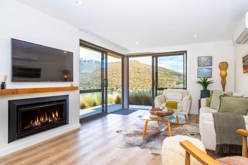 Executive Residence in Bluewater — 5-Star Luxury Hotel in Queenstown, New Zealand