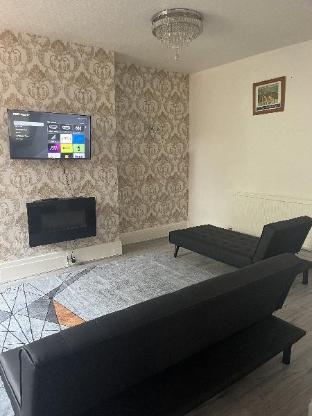 Droylsden House — 4-Star Luxury Hotel in Manchester, United Kingdom