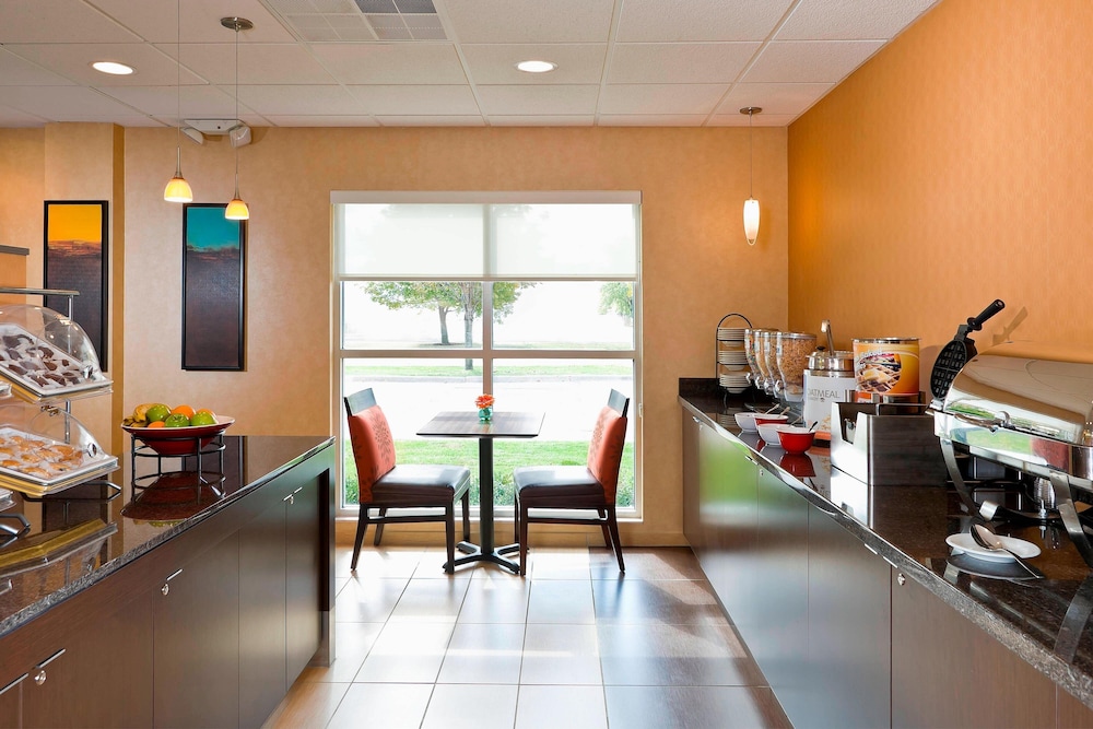 Residence Inn Appleton - photo 28