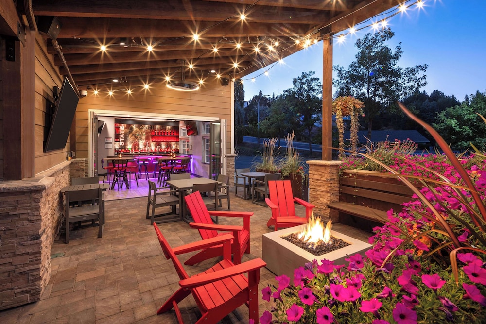 Hampton Inn Pullman - photo 30