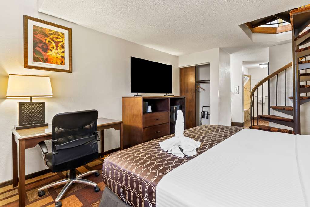 Best Western Tower West Lodge - photo 35