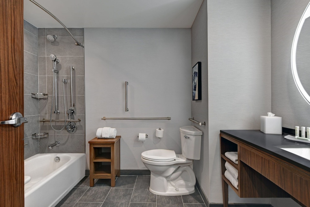 Courtyard by Marriott Hamilton - photo 7