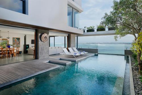 Santos Cliff View