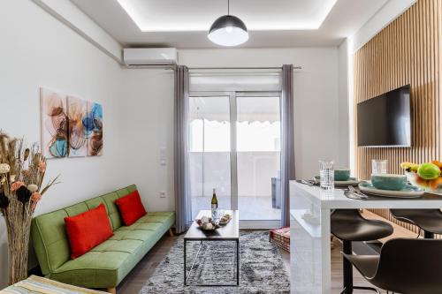 Bright Apartment in Athens City Center 2 Bedrooms with Terrace — 4-Star Luxury Hotel in Athens, Greece