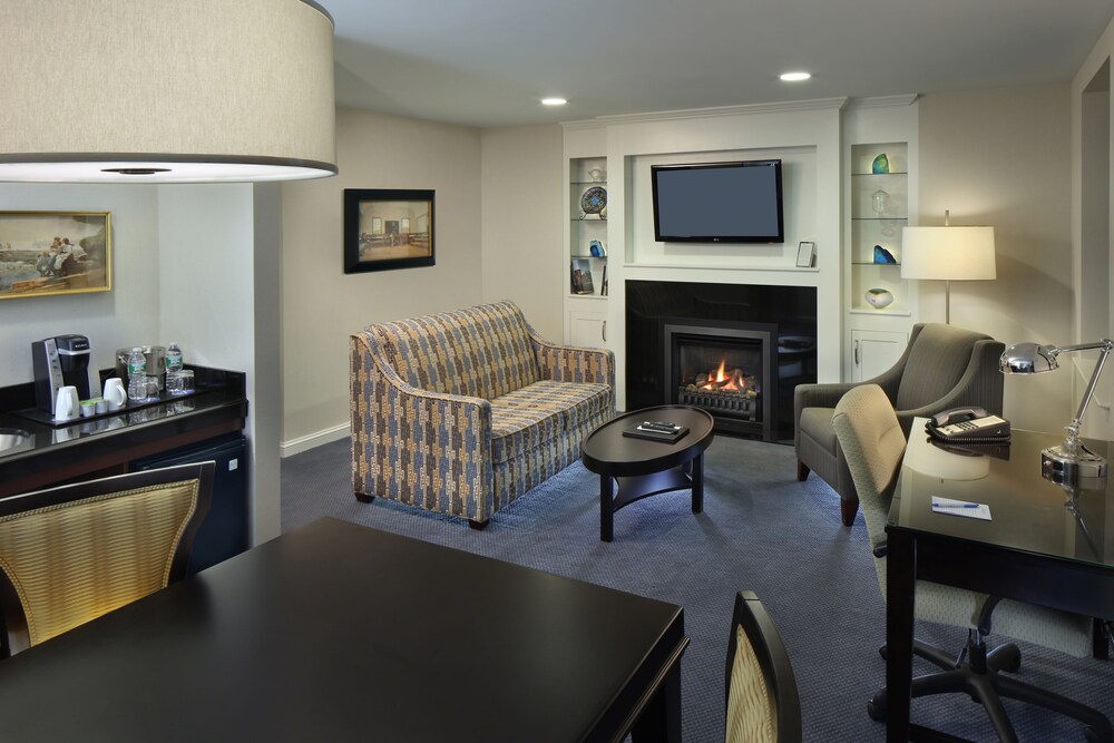 Andover Inn - photo 6