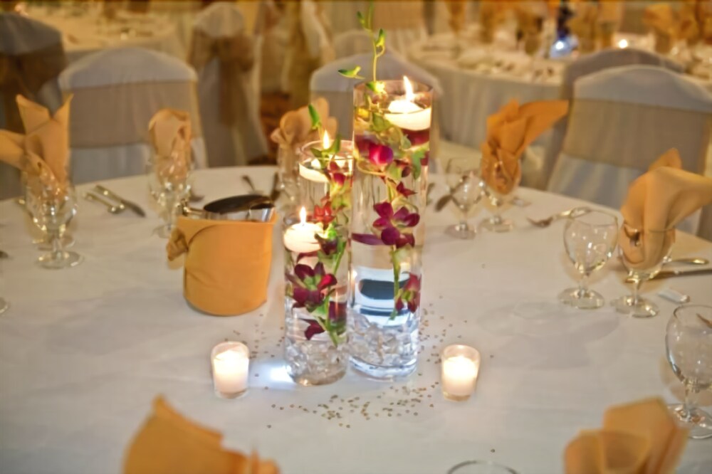 E Hotel Banquet & Conference Center - photo 55
