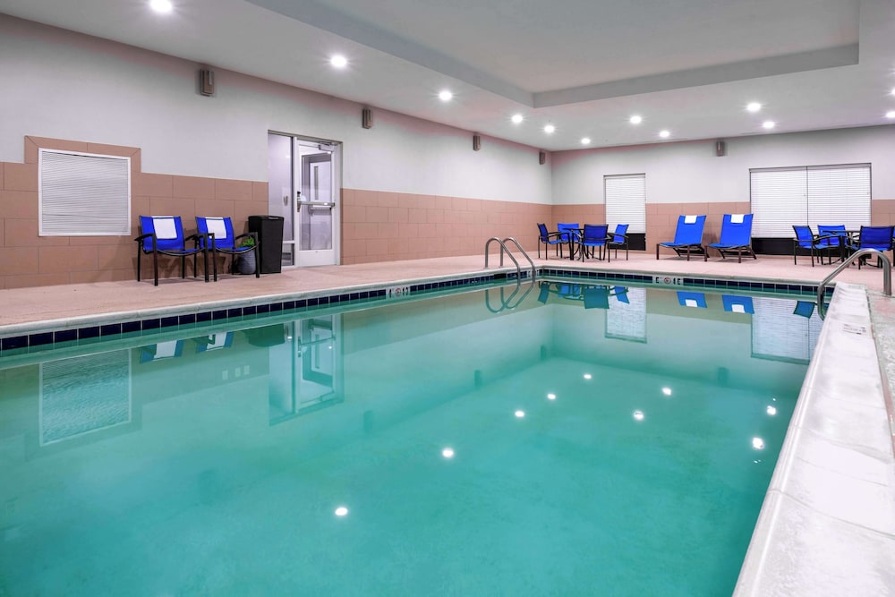 Hampton Inn Dahlgren - photo 30