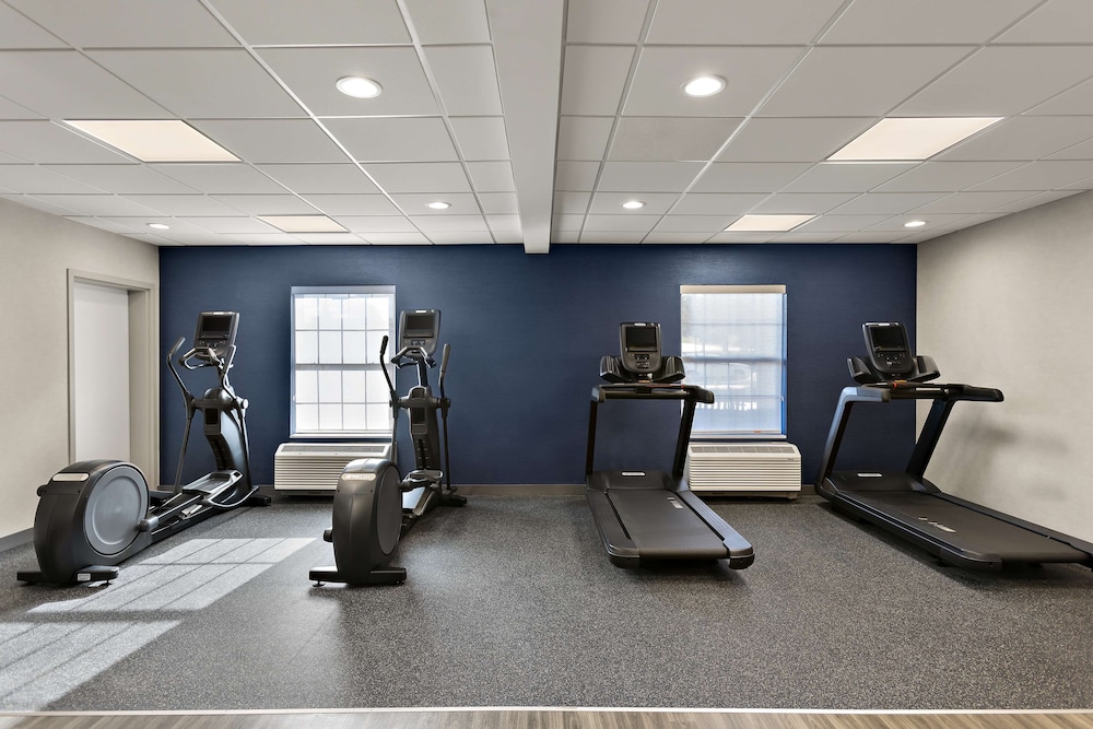 Hampton Inn & Suites by Hilton Petoskey - photo 55
