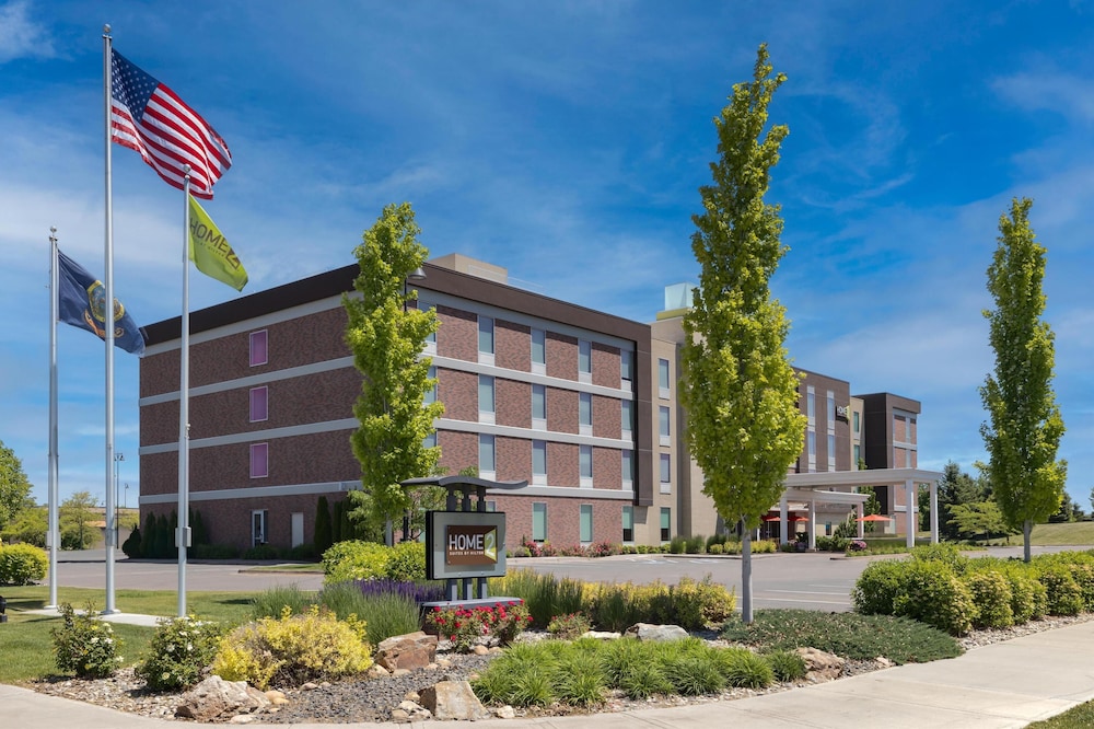 Home2 Suites by Hilton Idaho Falls - carbon neutral hotel in Idaho Falls