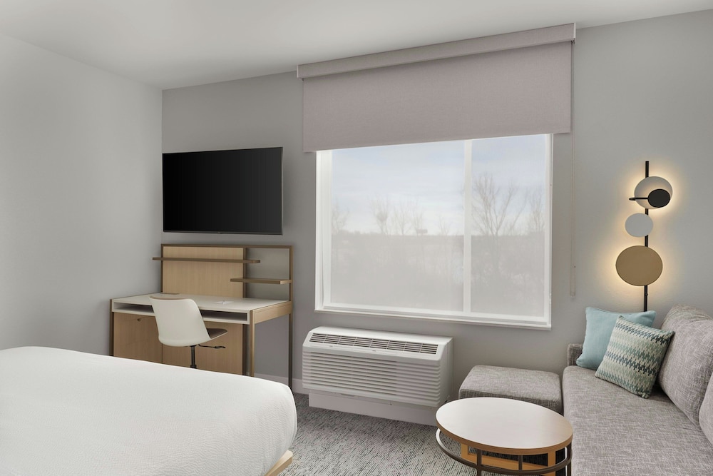 TownePlace Suites by Marriott Crown Point - photo 9