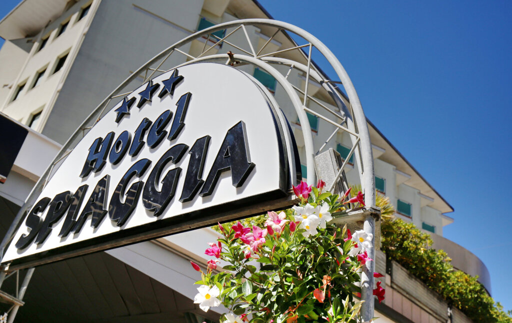Hotel Spiaggia — hotel in Gatteo-Sant'angelo