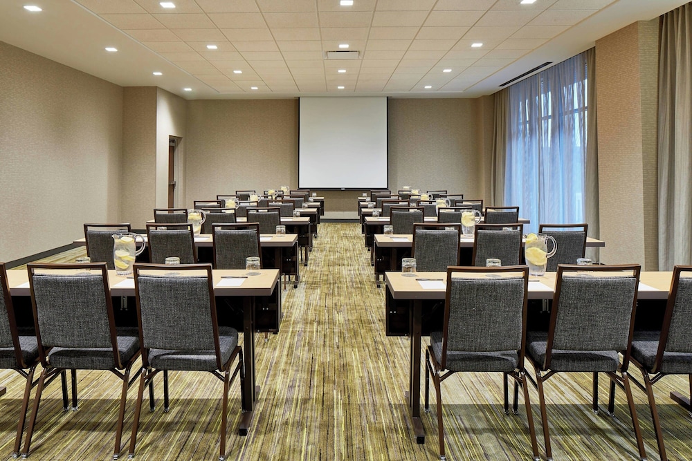 Courtyard by Marriott Baltimore Downtown McHenry Row - photo 37