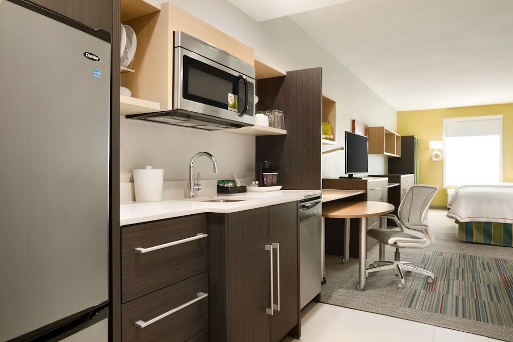 Home2 Suites by Hilton Houston Pearland - photo 8